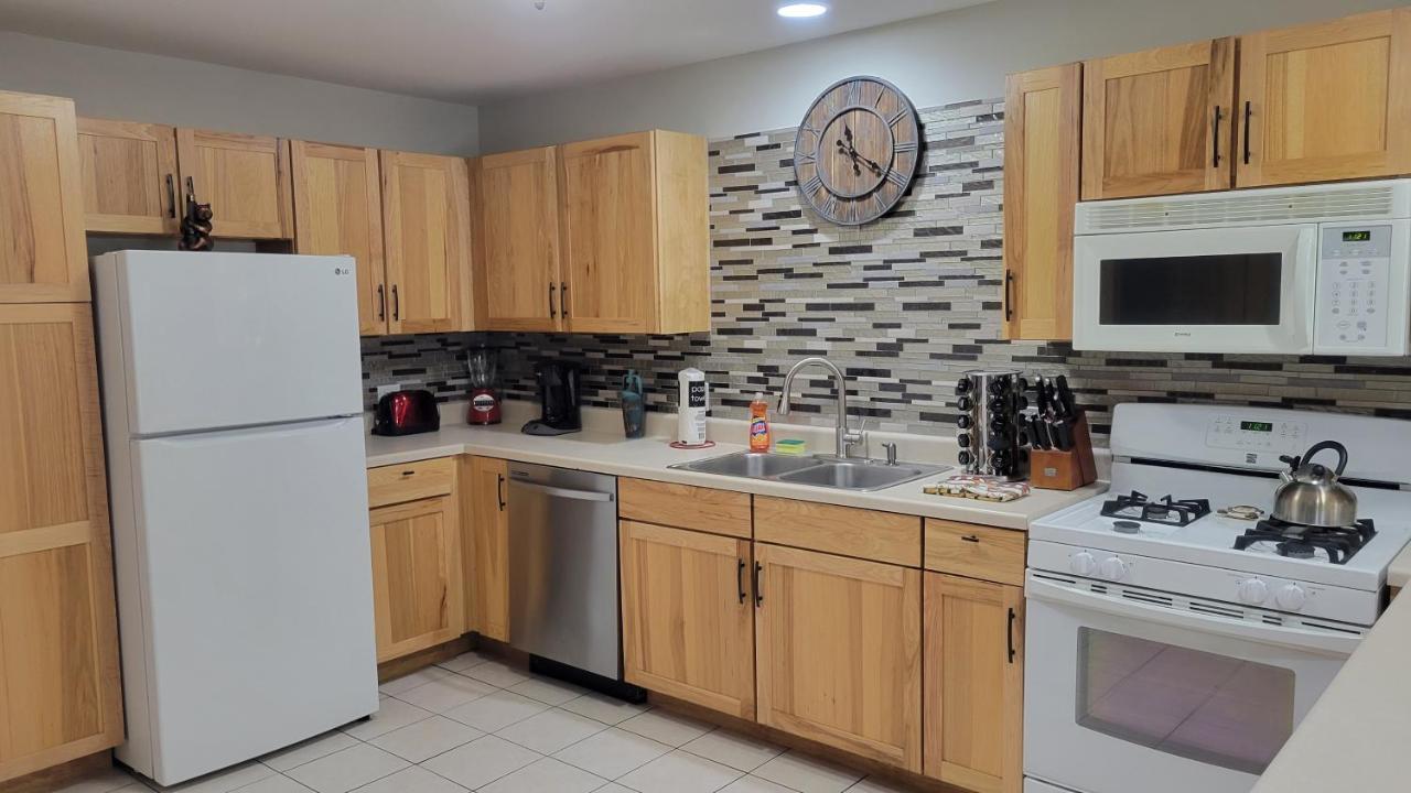 2Br Rustic Villa Utica エクステリア 写真