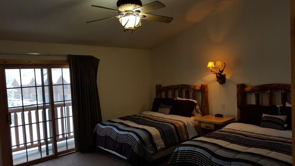 2Br Rustic Villa Utica エクステリア 写真