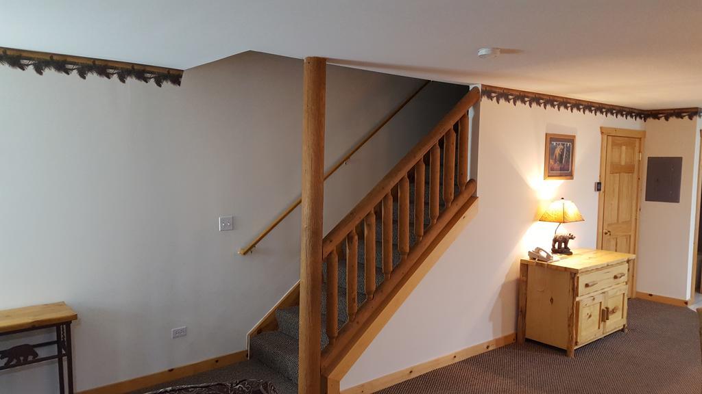 2Br Rustic Villa Utica エクステリア 写真