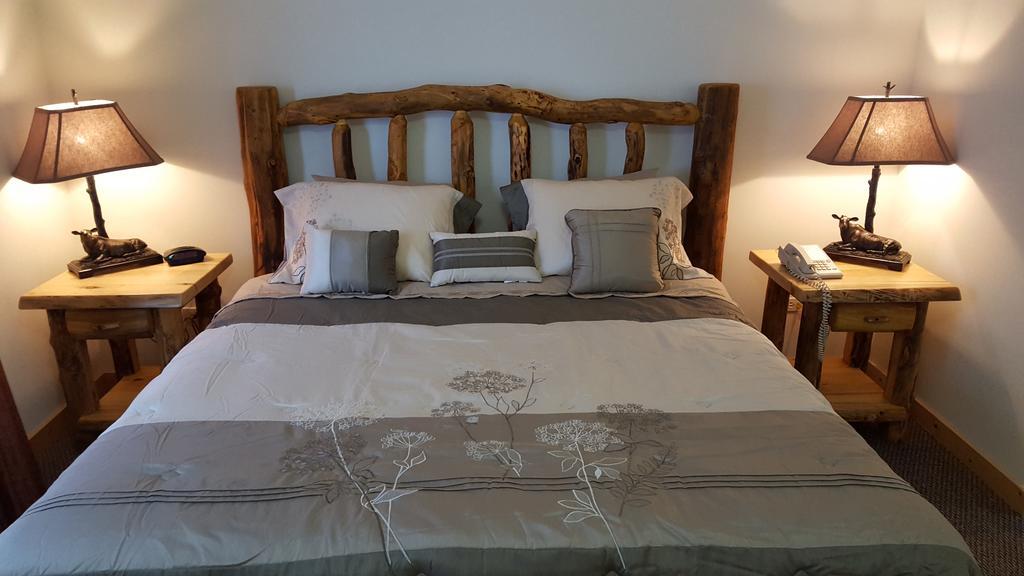 2Br Rustic Villa Utica エクステリア 写真