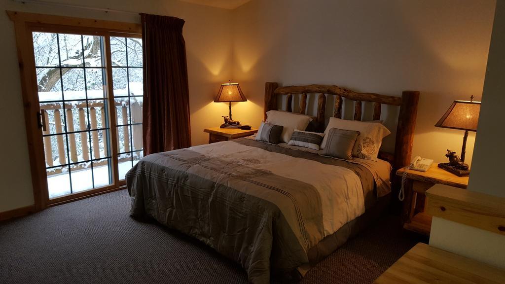 2Br Rustic Villa Utica エクステリア 写真