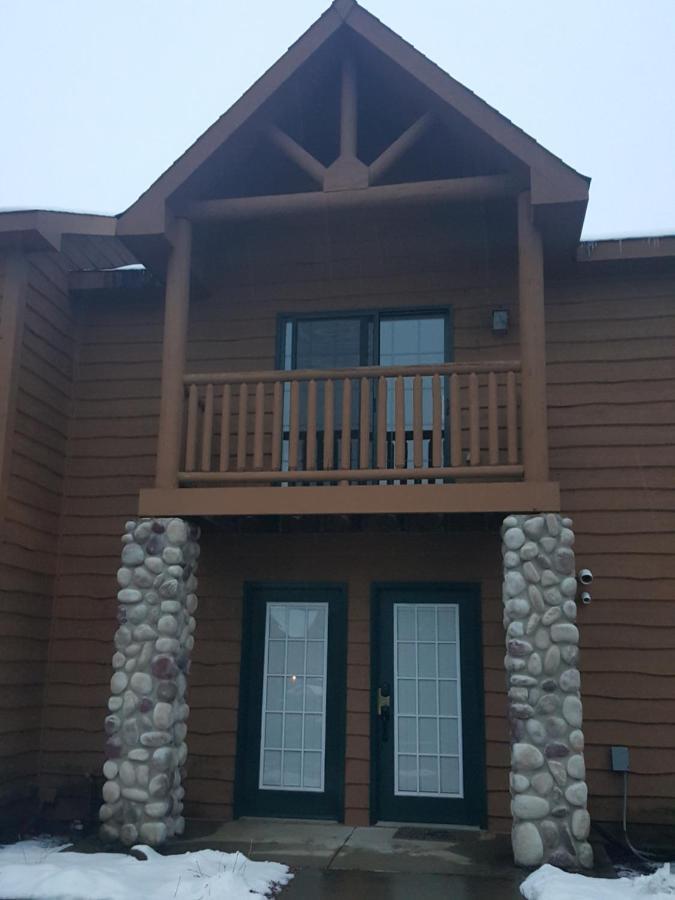 2Br Rustic Villa Utica エクステリア 写真