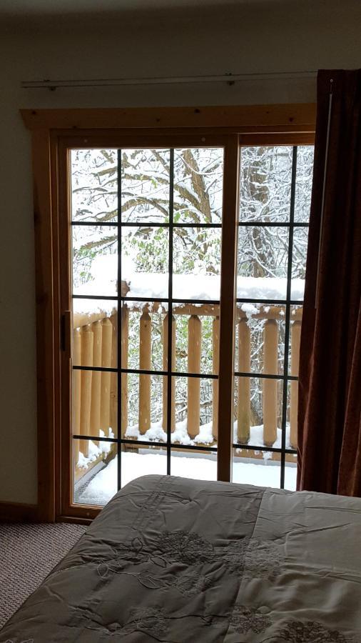 2Br Rustic Villa Utica エクステリア 写真