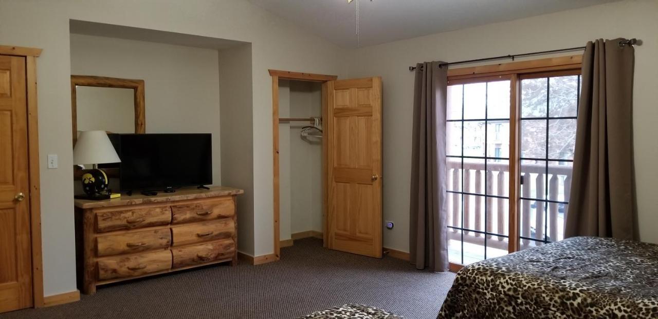 2Br Rustic Villa Utica エクステリア 写真