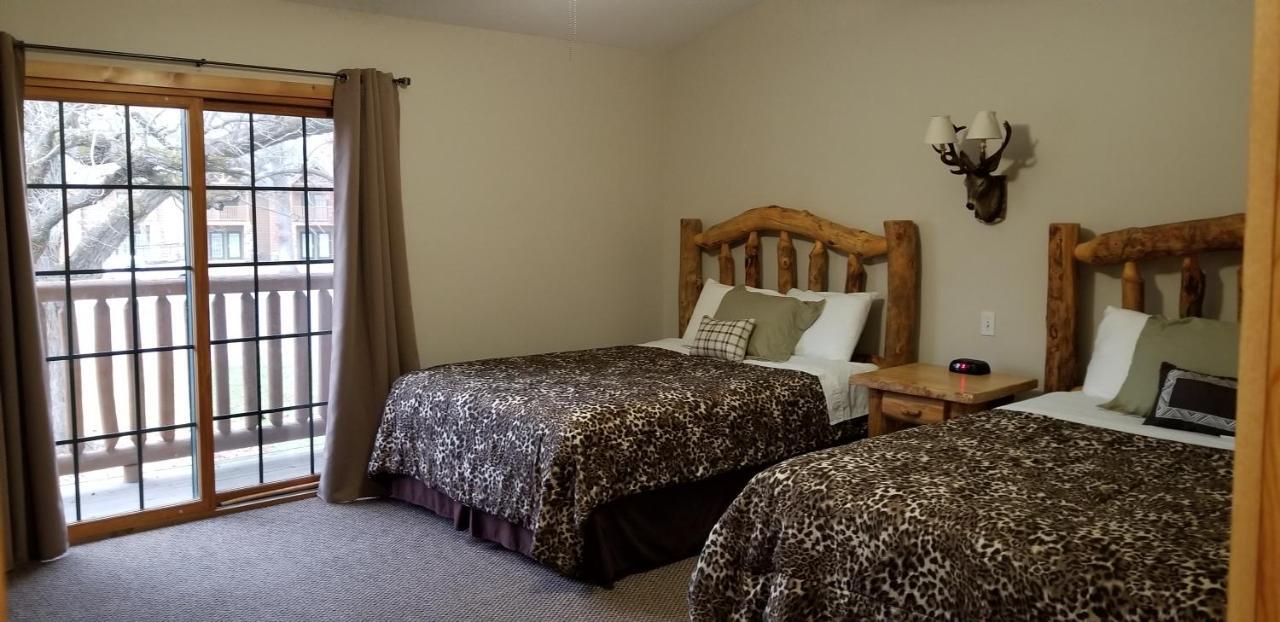 2Br Rustic Villa Utica エクステリア 写真